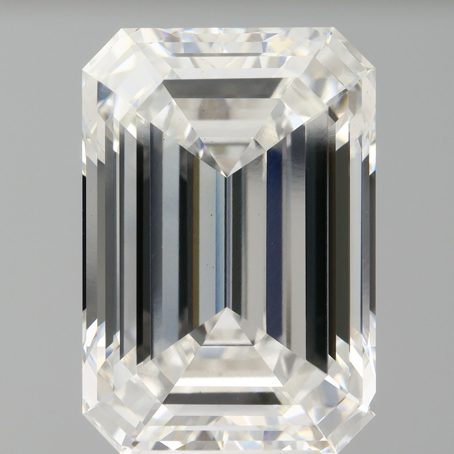 7.60 ct. emerald Lab Grown Diamond front image