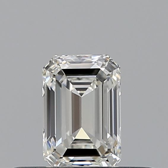 0.32 ct Emerald diamond