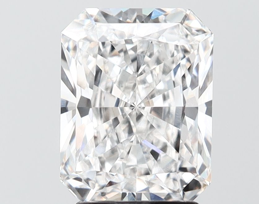 3.05 ct. radiant Lab Grown Diamond front image