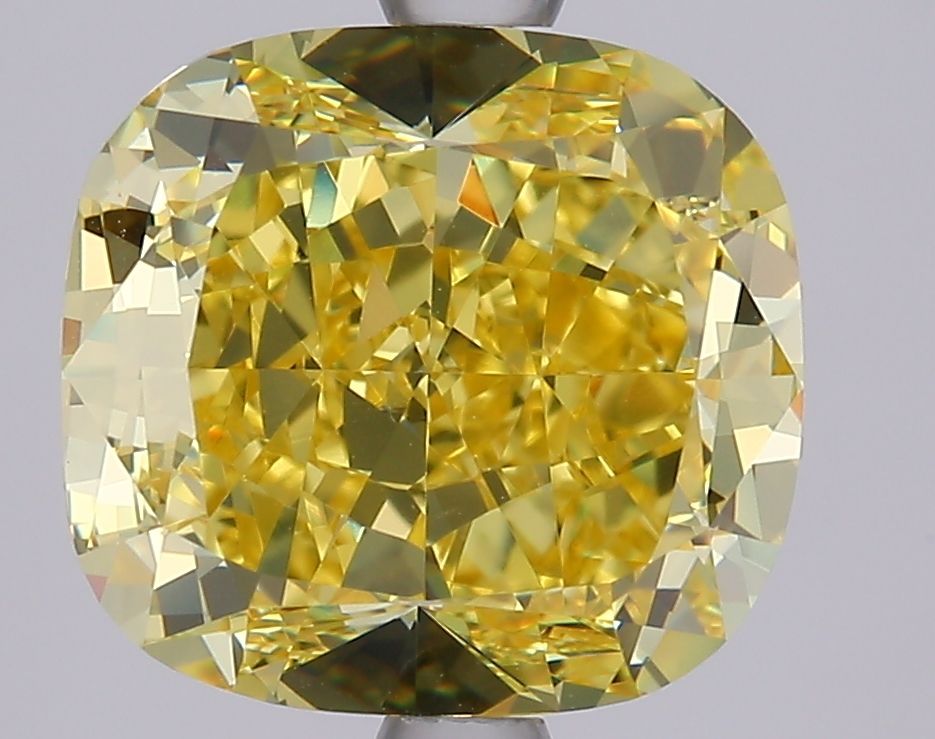 3.87 ct Cushion Brilliant diamond