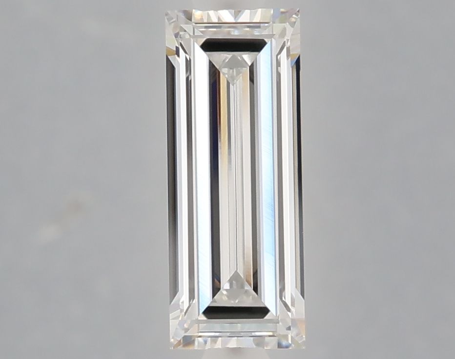 1.05 ct lab-grown Baguette Diamond
