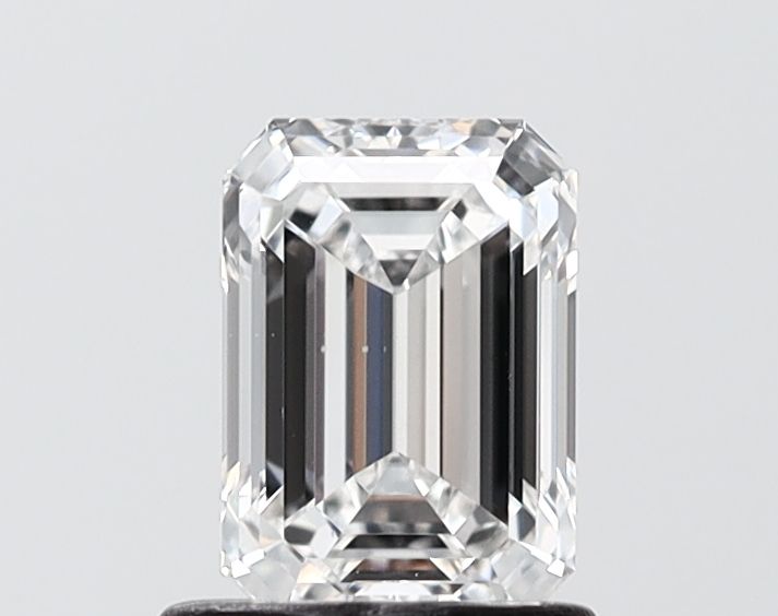 1.04 ct lab-grown Emerald Diamond