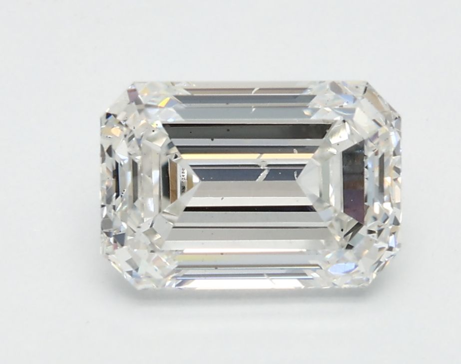 1.57 ct. emerald Lab Grown Diamond front image
