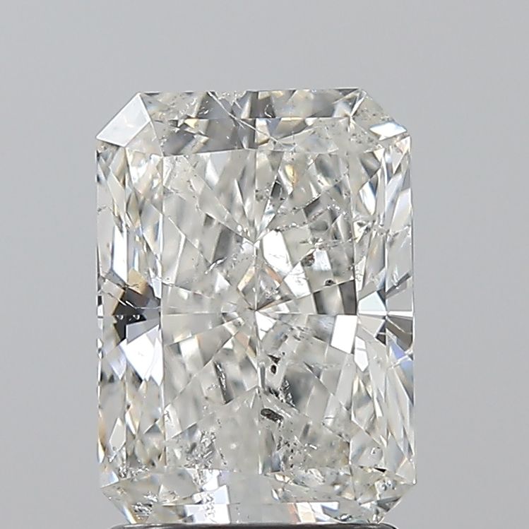 2.01ct Radiant diamond