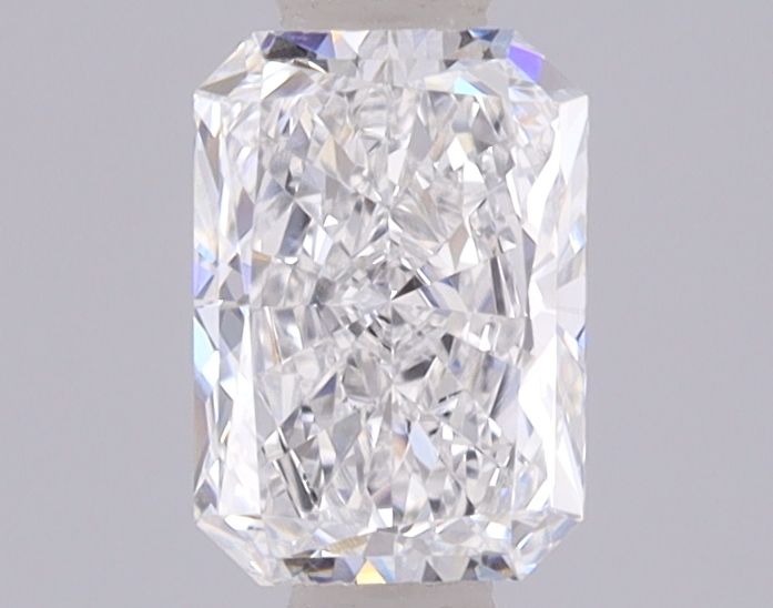 0.75 ct. radiant Lab Grown Diamond front image