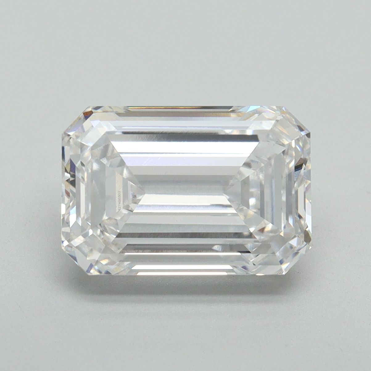 4.19 ct. emerald Lab Grown Diamond front image