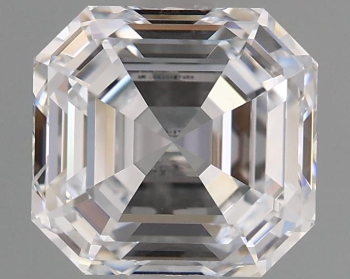1.70 ct Square Emerald diamond