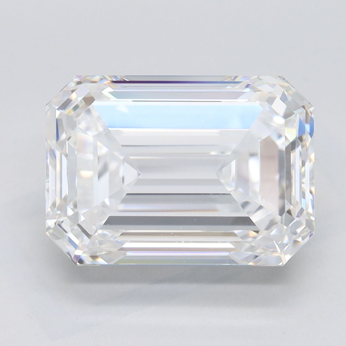 4.55 ct. emerald Lab Grown Diamond front image