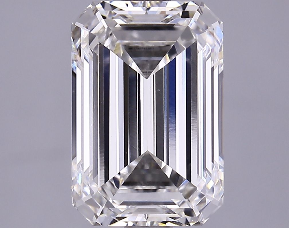 2.62 ct. emerald Lab Grown Diamond front image