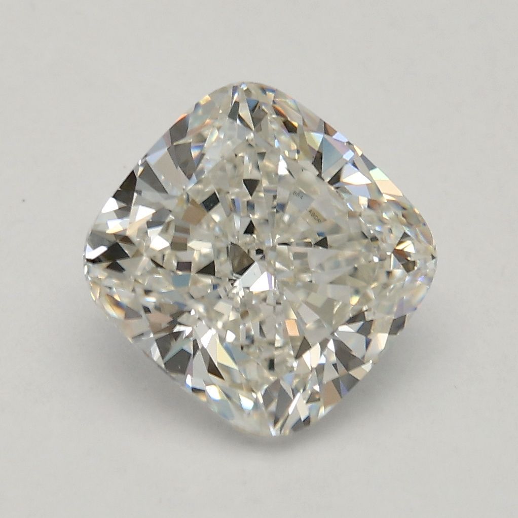 2.03 ct Cushion Brilliant diamond