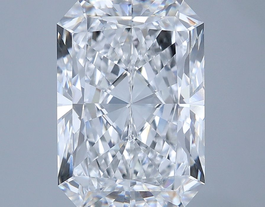 3.72 ct. radiant Lab Grown Diamond front image
