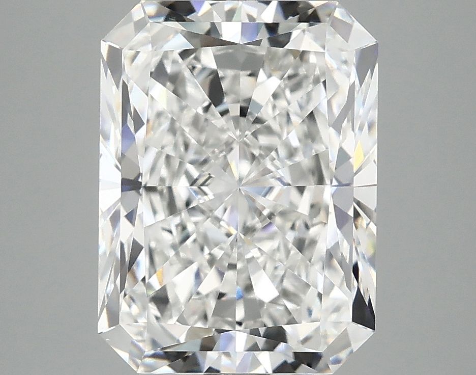 4.48 ct. radiant Lab Grown Diamond front image