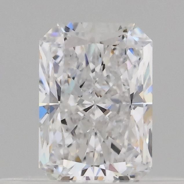 0.31 ct lab-grown Radiant Diamond