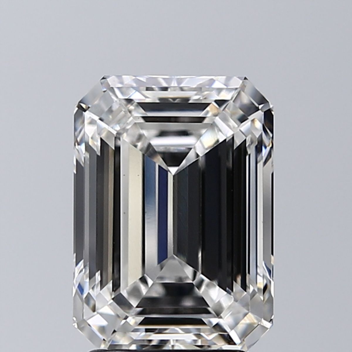 3.02 ct. emerald Lab Grown Diamond front image