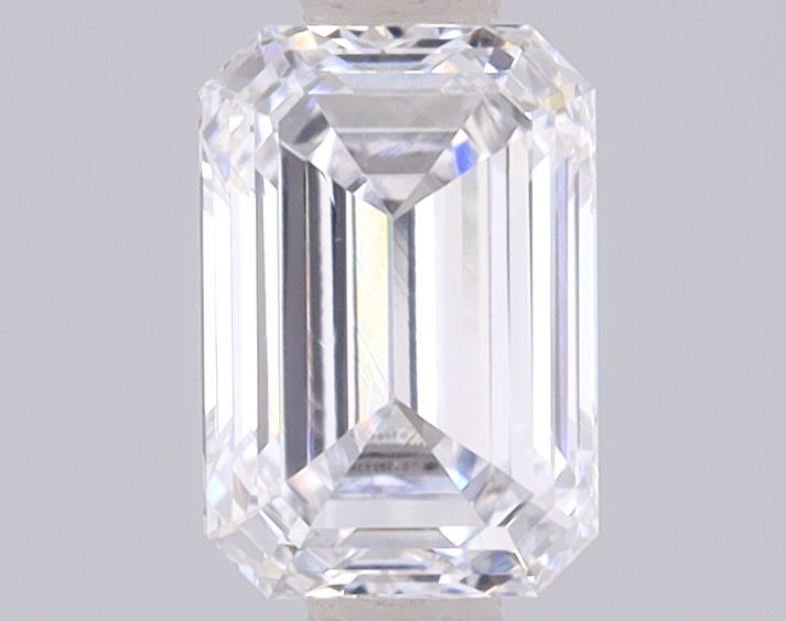 1.04 ct. emerald Lab Grown Diamond front image