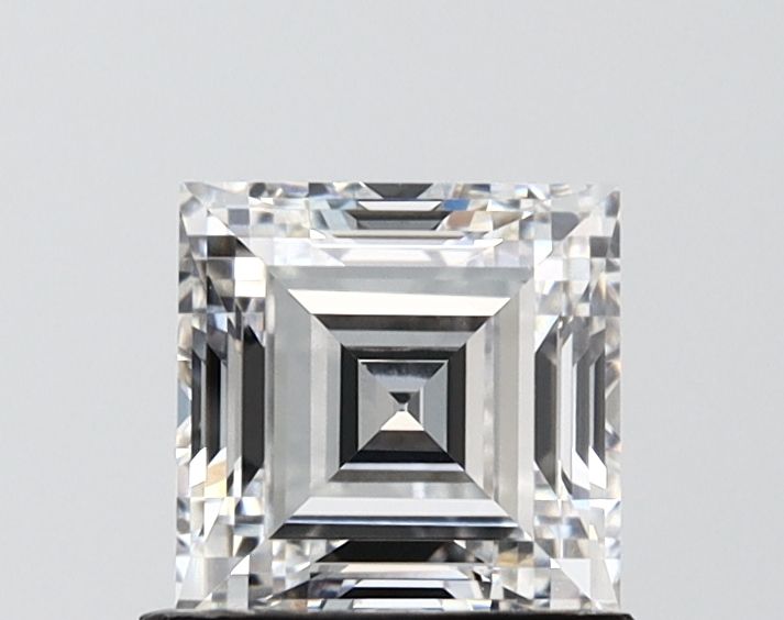 1.07 ct lab-grown Princess Diamond