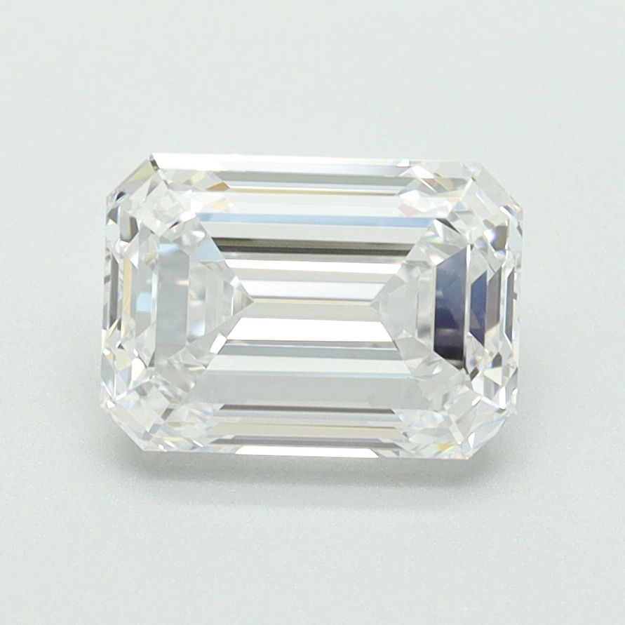 1.90 ct. emerald Lab Grown Diamond front image