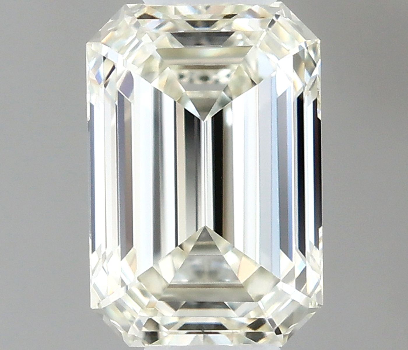 0.33 ct Emerald Diamond