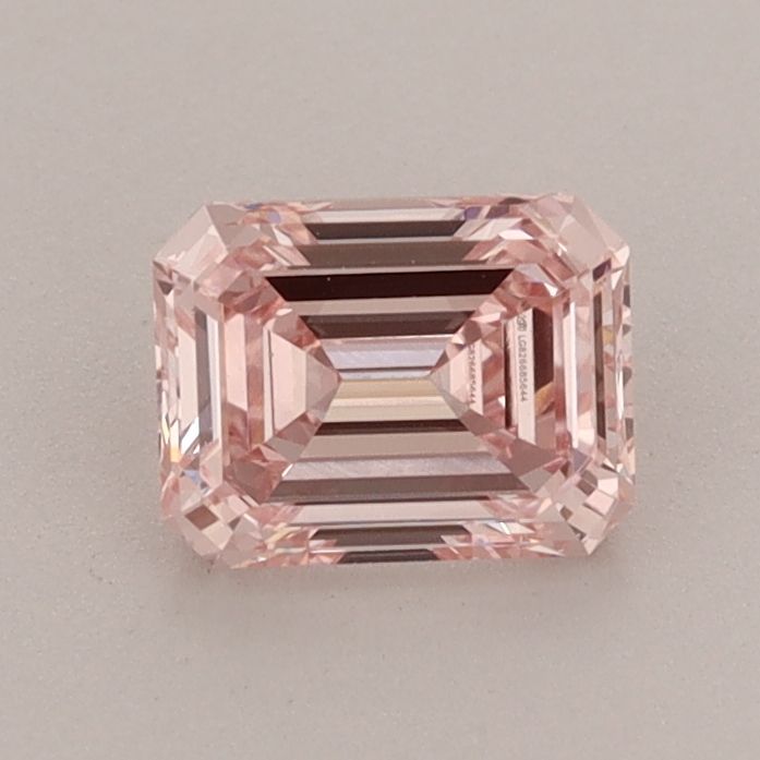 0.75 ct. emerald Lab Grown Diamond front image