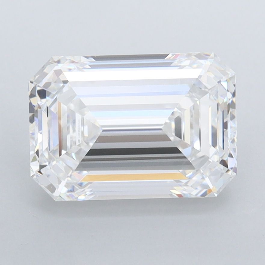 2.57 ct. emerald Lab Grown Diamond front image