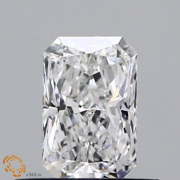 0.46 ct lab-grown Radiant Diamond