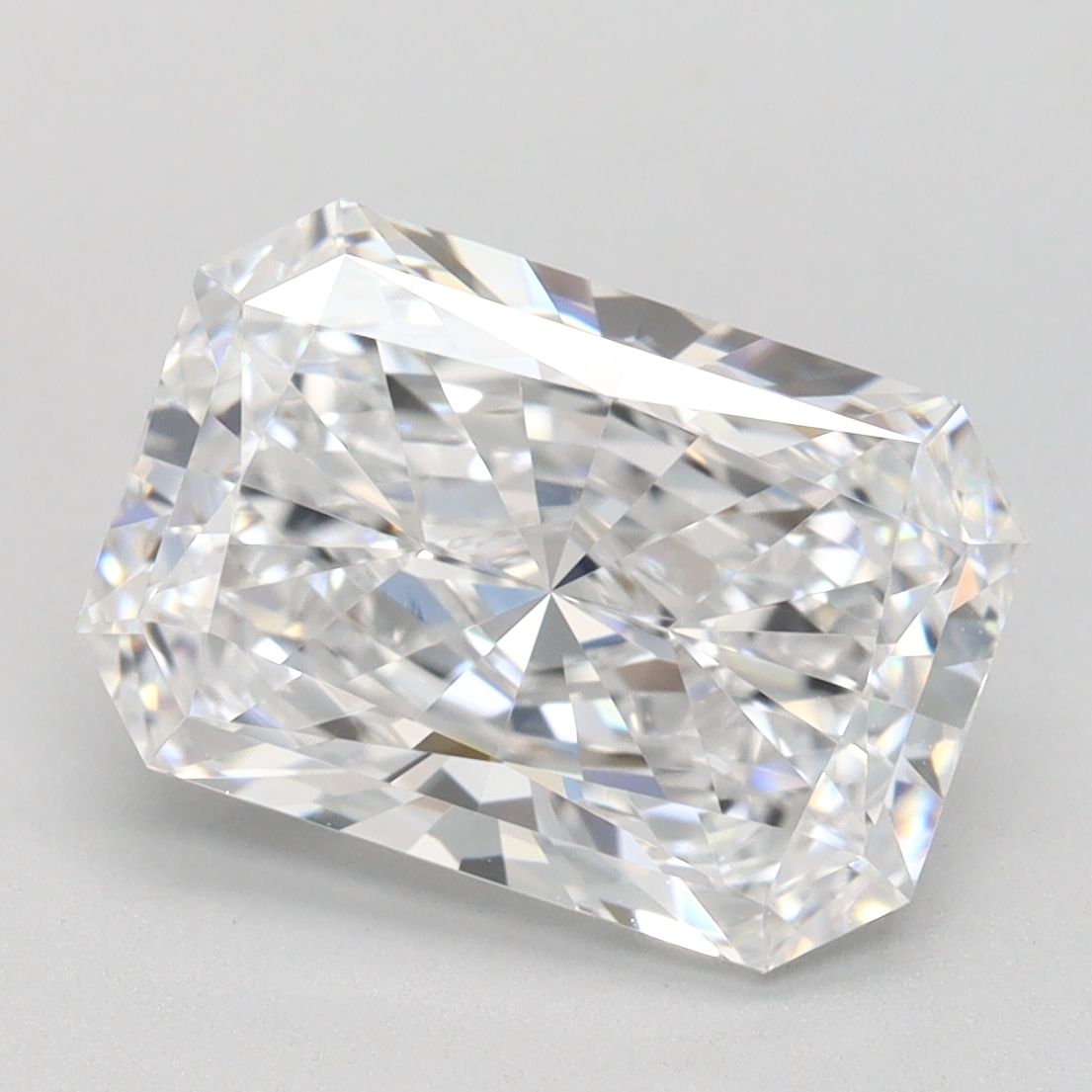 2.99 ct. radiant Lab Grown Diamond front image