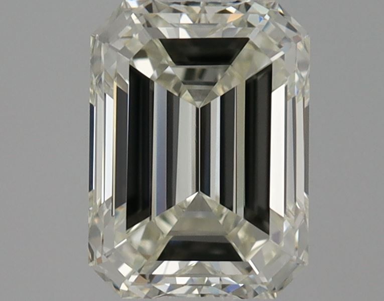 0.70 ct Emerald diamond