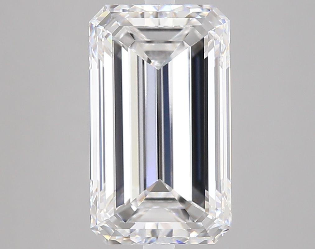 5.01 ct. emerald Lab Grown Diamond front image