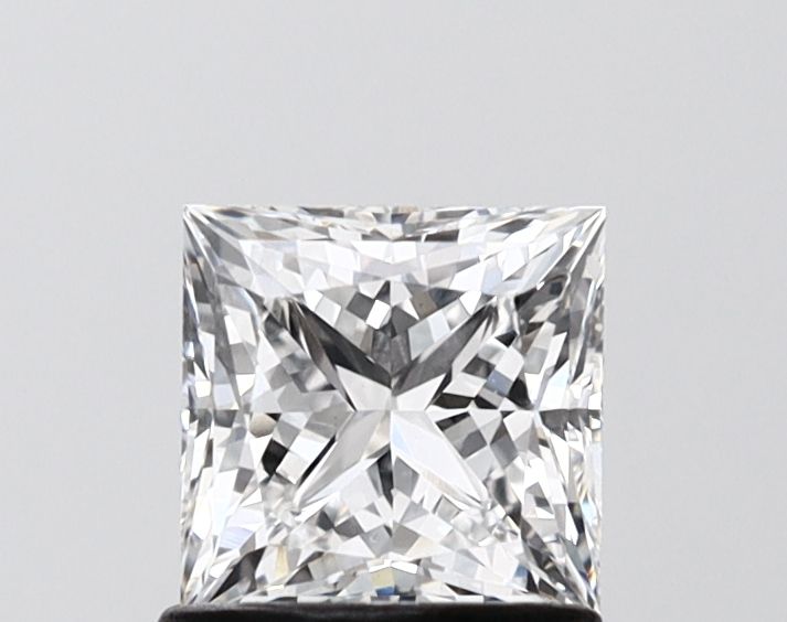 1.09 ct lab-grown Princess Diamond