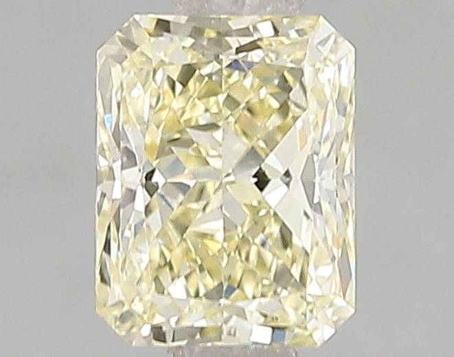 1.01 ct Radiant diamond