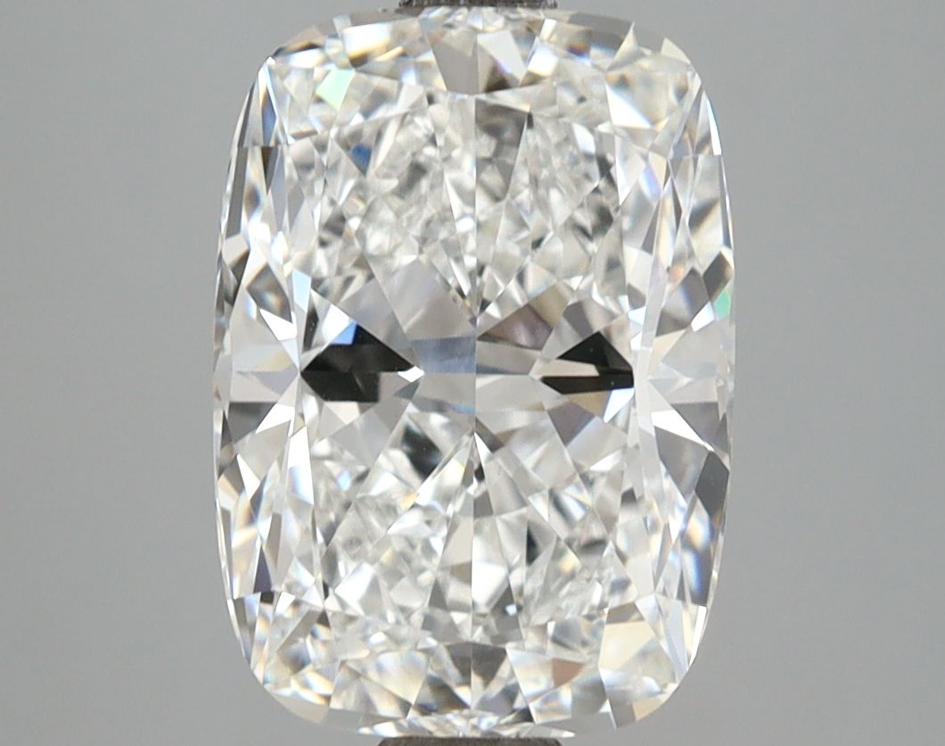 3.93 ct Cushion Modified diamond