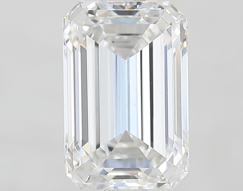 2.39 ct Emerald diamond