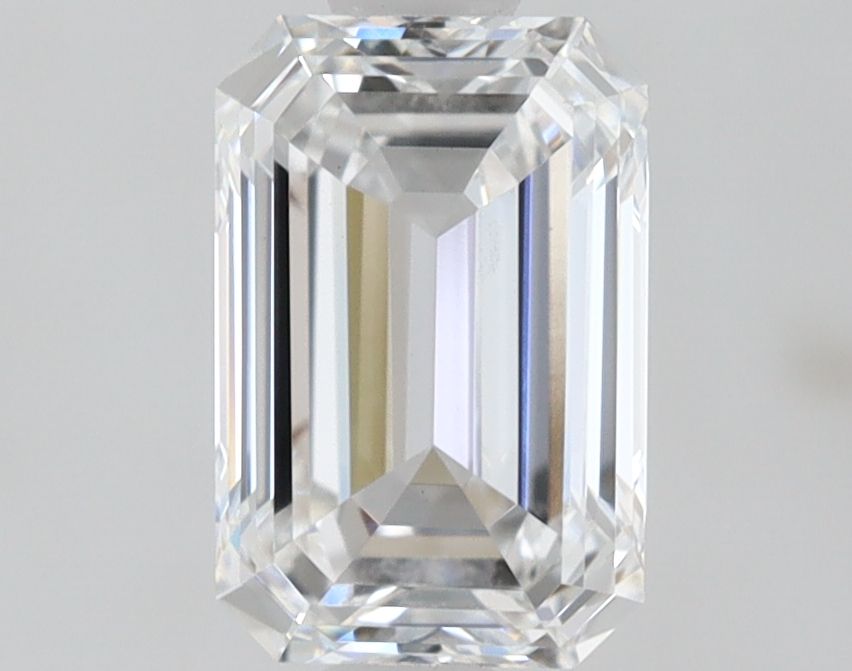 0.91 ct. emerald Lab Grown Diamond front image