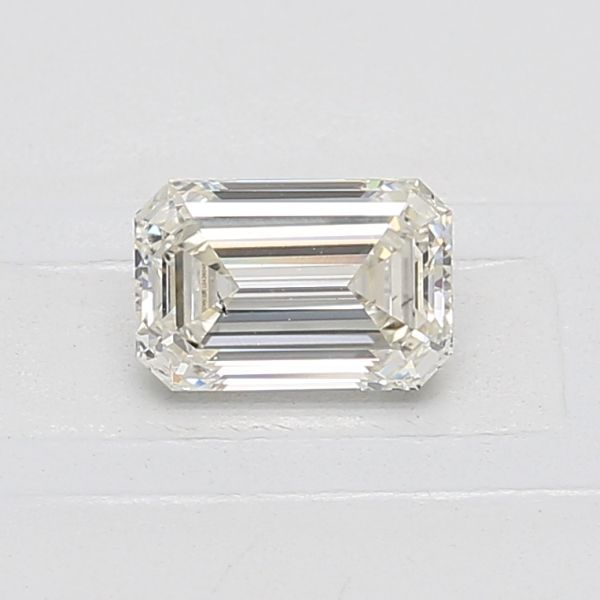 1.03 ct. emerald Lab Grown Diamond front image