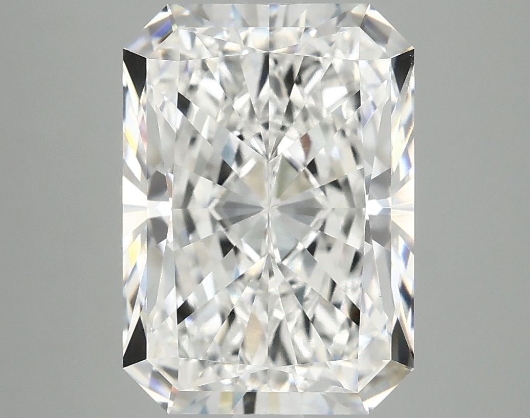 4.86 ct. radiant Lab Grown Diamond front image