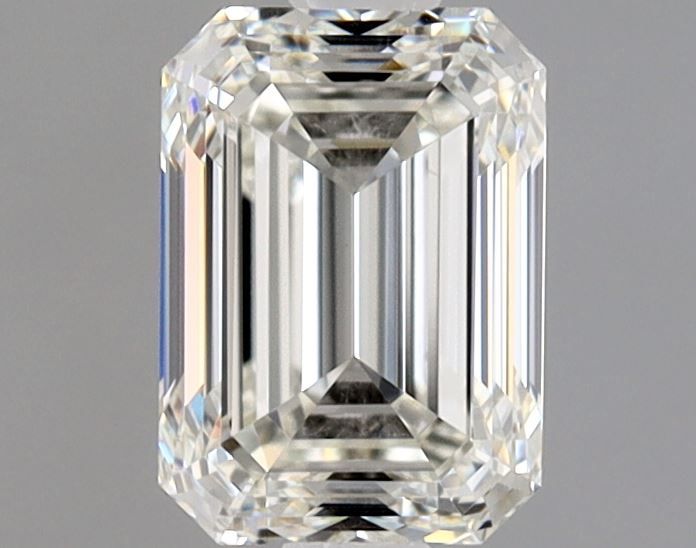 0.90 ct Emerald diamond
