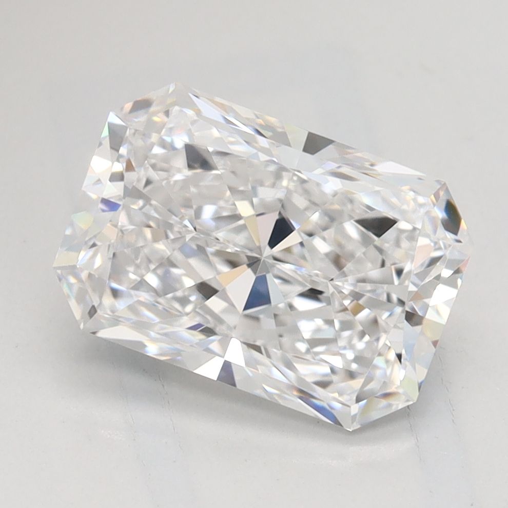 2.00 ct. radiant Lab Grown Diamond front image
