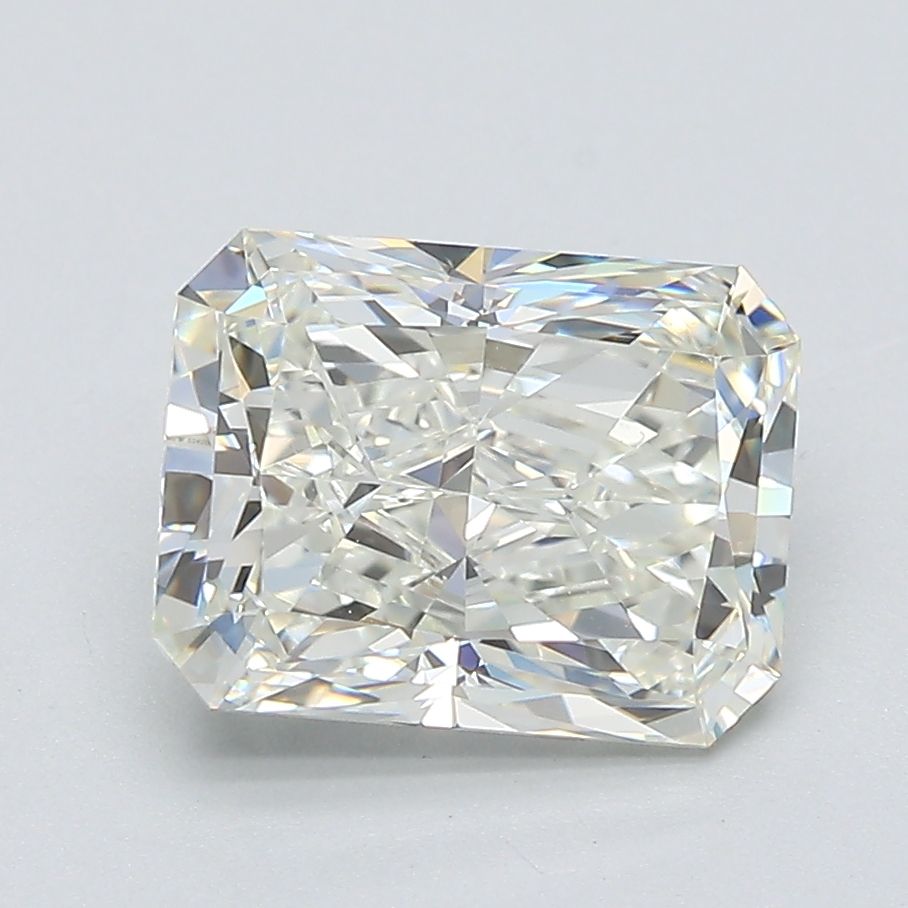2.44 ct Radiant diamond