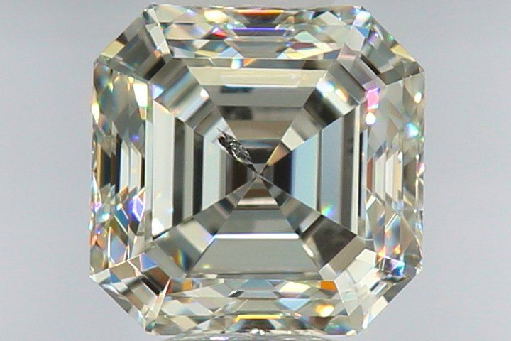 1.05ct Asscher diamond