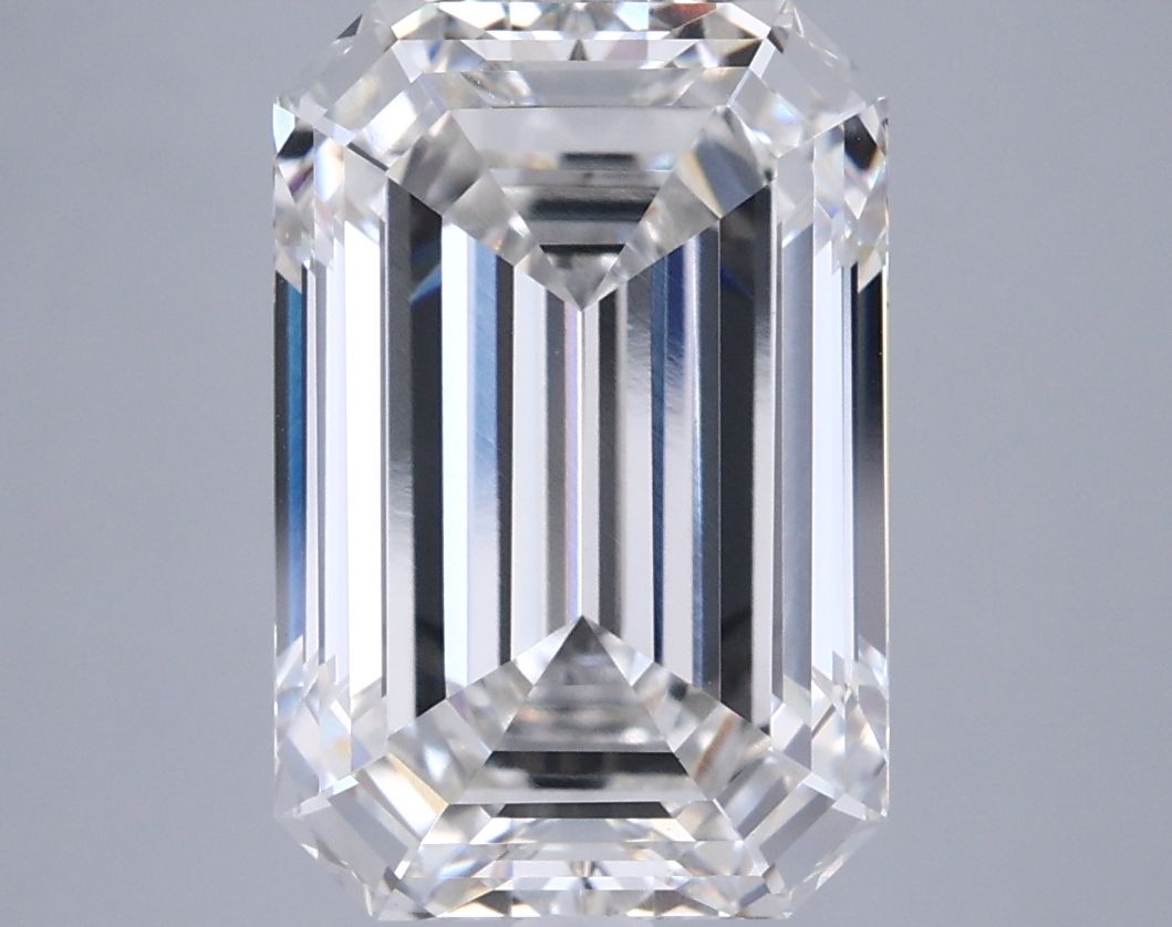 5.59 ct. emerald Lab Grown Diamond front image