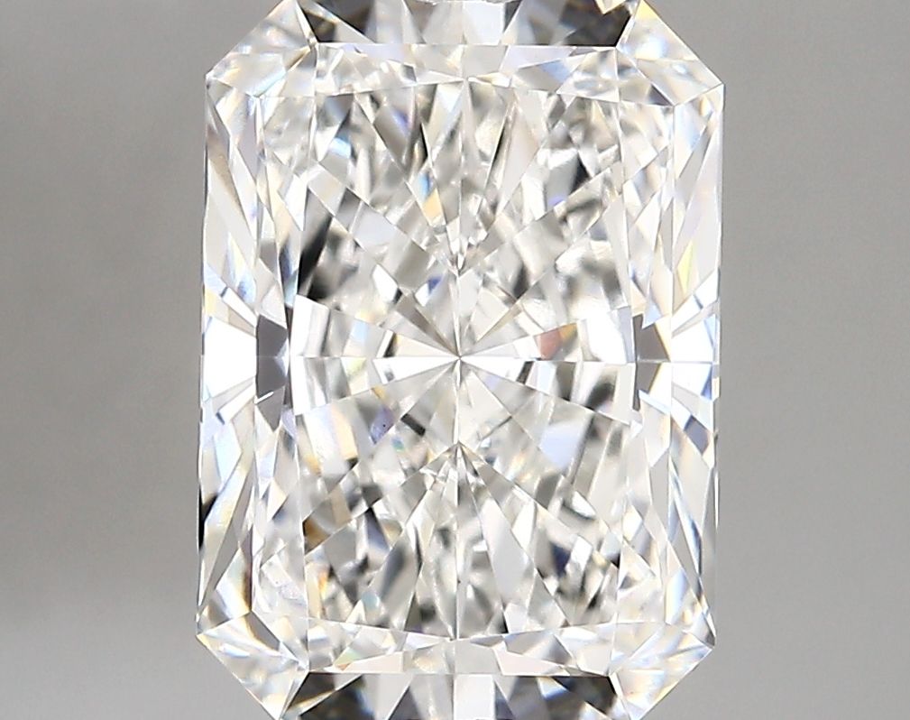 4.39 ct. radiant Lab Grown Diamond front image