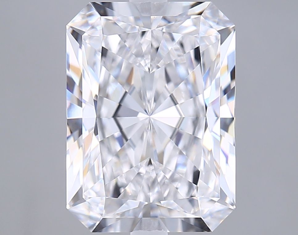 5.04 ct. radiant Lab Grown Diamond front image