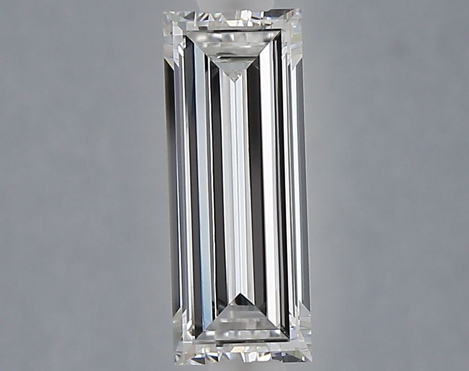1.06 ct lab-grown Baguette Diamond