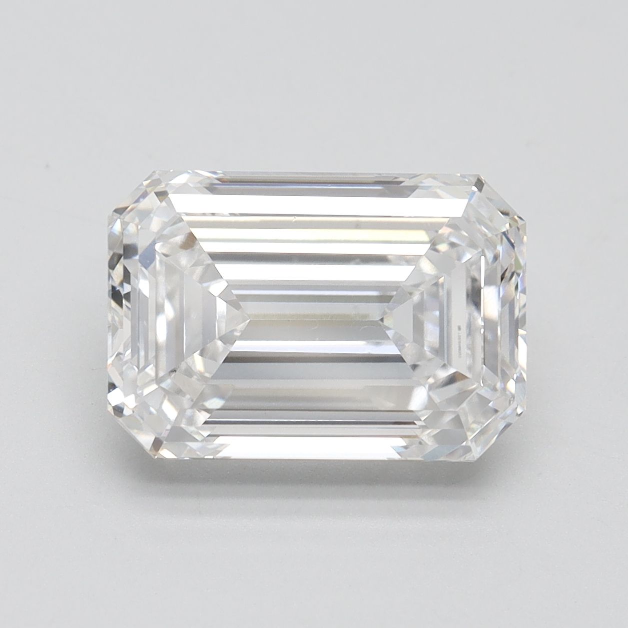 4.56 ct. emerald Lab Grown Diamond front image