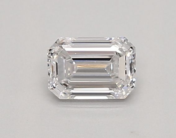 0.32 ct lab-grown Emerald Diamond
