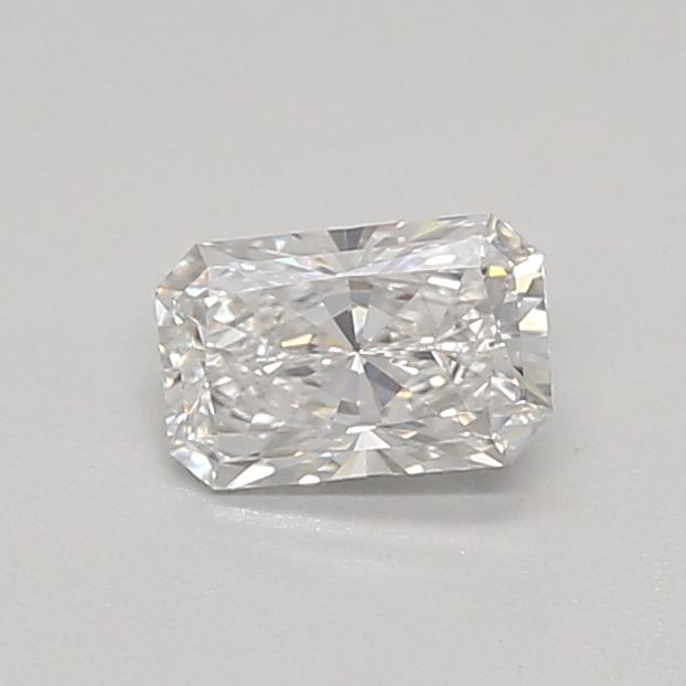 0.35 ct lab-grown Radiant Diamond