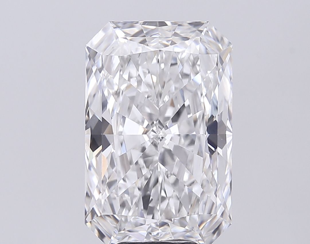 7.07 ct. radiant Lab Grown Diamond front image