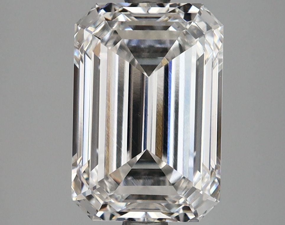 3.19 ct. emerald Lab Grown Diamond front image