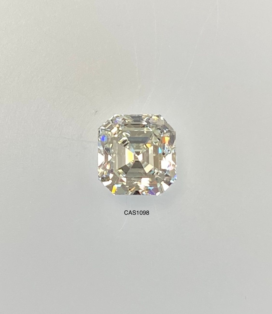 1.00ct Emerald diamond