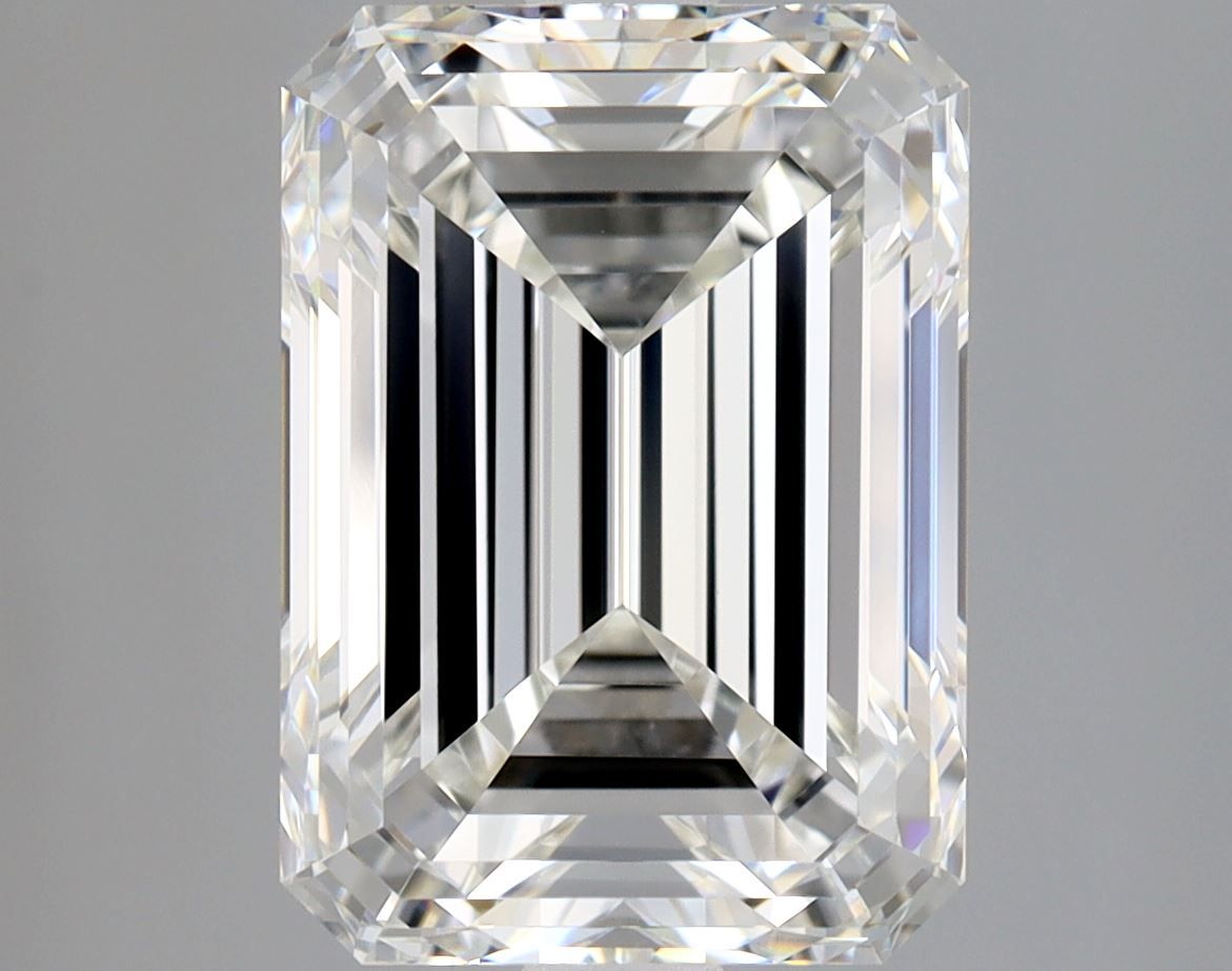3.01 ct Emerald diamond